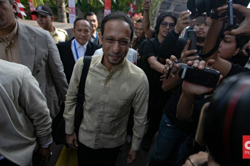 Beda Pemeriksaan Kasus Nadiem Makarim di KPK dan Kejagung